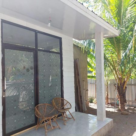 Kondo Villa Labuhan Pandan エクステリア 写真