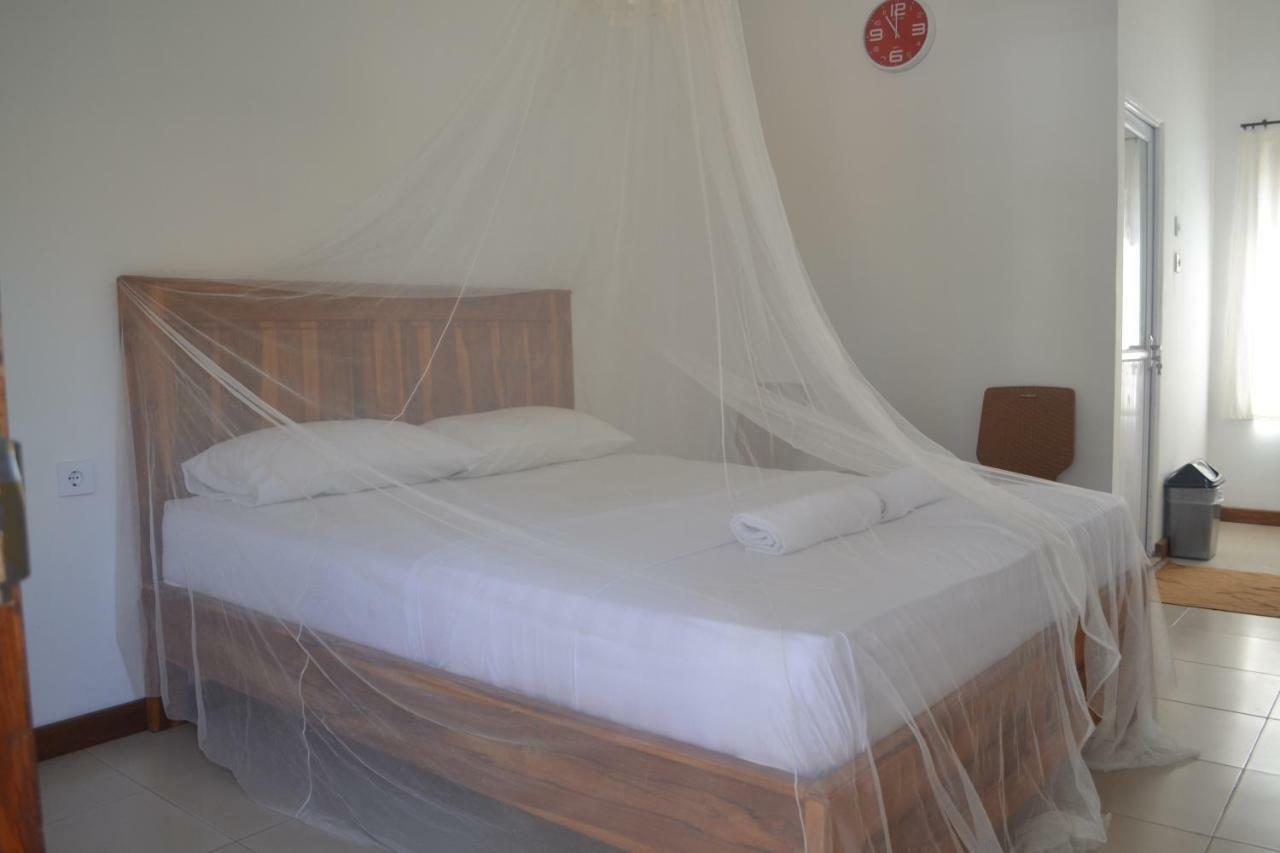 Kondo Villa Labuhan Pandan エクステリア 写真