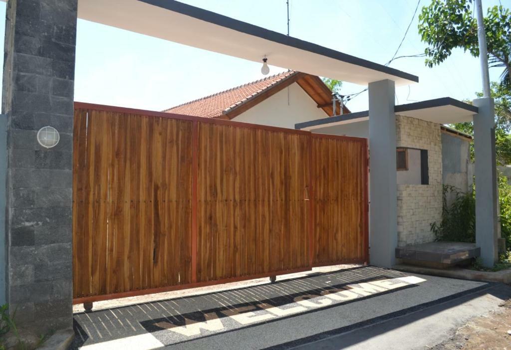 Kondo Villa Labuhan Pandan エクステリア 写真