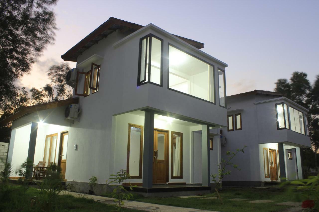 Kondo Villa Labuhan Pandan エクステリア 写真